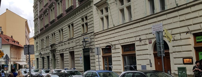 Vino-Klub.cz is one of Praga.