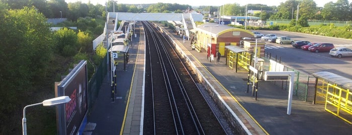 Aintree Railway Station (AIN) is one of Merseyrail Stations.