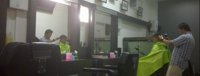 Atlanta Barbershop is one of Sentra Eropa Kota Wisata.