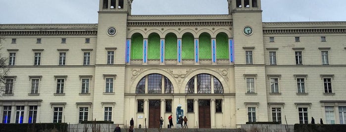 Hamburger Bahnhof – Nationalgalerie der Gegenwart is one of Travel Guide to Berlin.