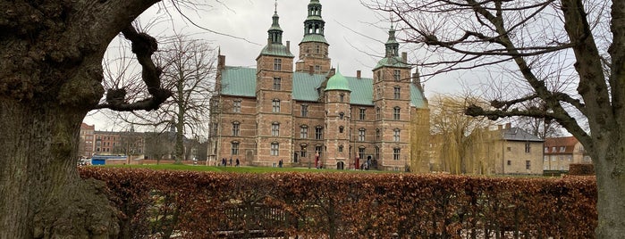 Rosenborg Castle Garden is one of Lugares favoritos de Princesa.