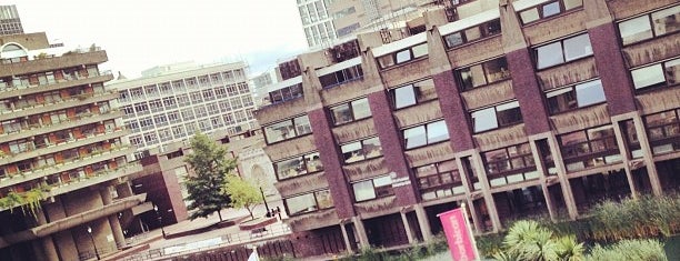 Barbican Centre is one of London: galleries & museums.