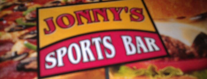 Jonny's Sports Bar is one of Tempat yang Disukai Melodie.