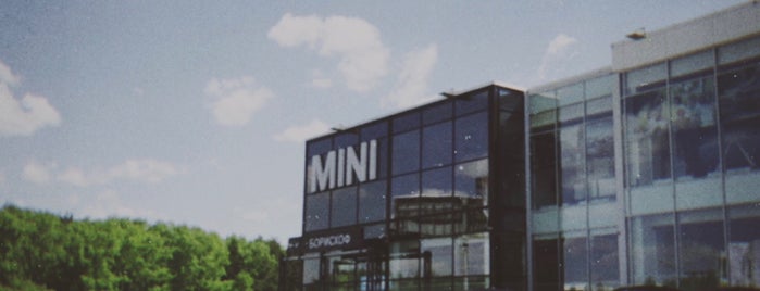 БорисХоф MINI is one of MINI Showrooms.