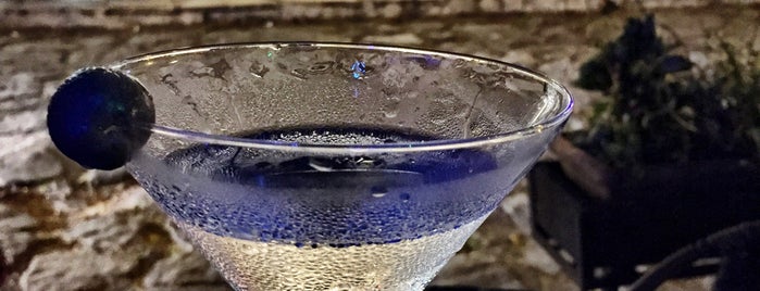 Blue Martini is one of Buzios.