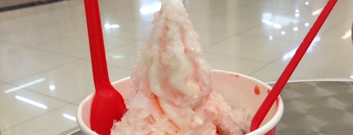 Red Mango is one of Shop&Foods.