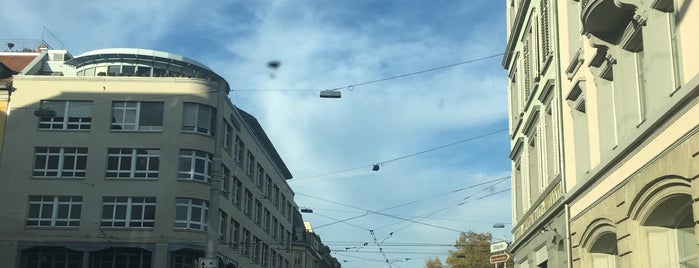 Neue Börse Zürich is one of P.O.Box: MOSCOW 님이 좋아한 장소.