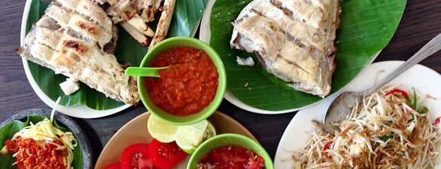 Jukuta Seafood is one of Restaurant at Surabaya Area.