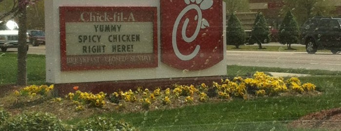 Chick-fil-A is one of Orte, die Tom gefallen.