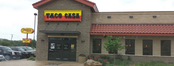 Taco Casa is one of Tempat yang Disukai Ryan&Karen.