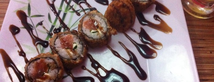 Sushi Motto is one of Locais curtidos por Paula.