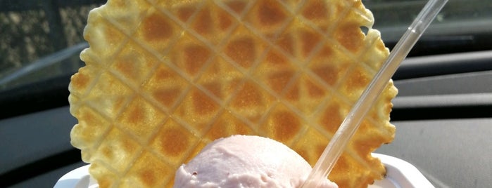De Hoeve is one of ijsjes, pannenkoeken, wafels....