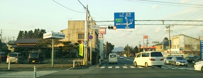 日詰駅入口交差点 is one of Route 4.