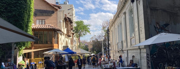 Barrio Lastarria is one of places.