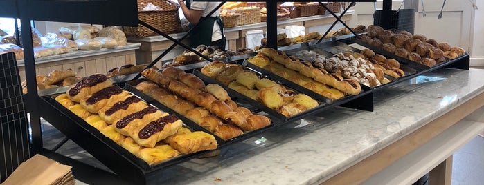 Panadería La Argentina is one of Cafecito.