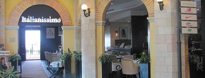 Italianissimo Restaurant Dubai is one of Lugares guardados de Hessa Al Khalifa.