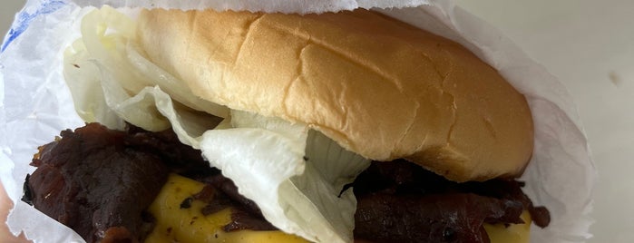W&M Bar-B-Q Burgers is one of Hawaii's Must-Eats.