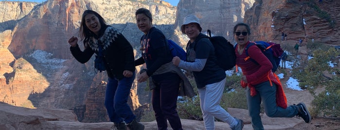 Angels Landing Trail is one of Krzysztofさんのお気に入りスポット.