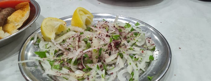 Çankaya Kebap Salonu is one of İzmir.