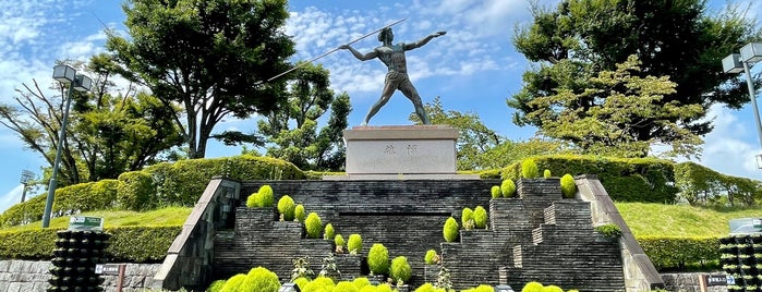 葛飾区総合スポーツセンター is one of football.