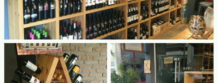 Wine Bar Italiano is one of Limassol.