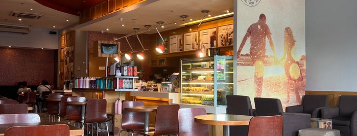 The Coffee Bean & Tea Leaf is one of Top 10 favorites places in Davao City, Philippines.