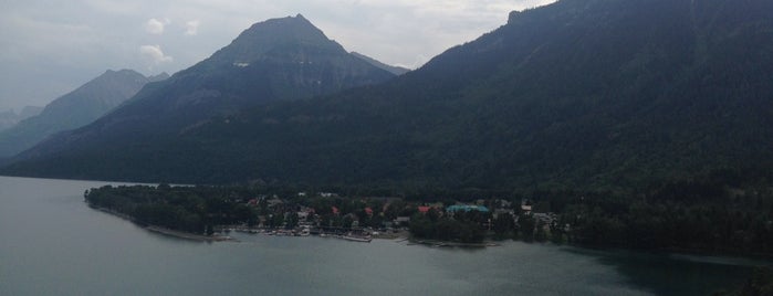Waterton Lakes National Park is one of Canada.