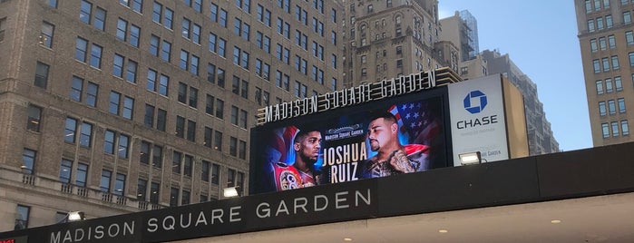 The Madison Square Garden Company Offices is one of Chris 님이 좋아한 장소.