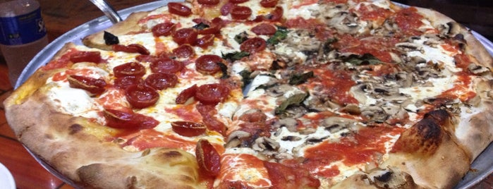 Grimaldi's Pizzeria is one of new York.