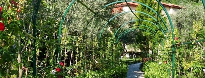 REIS INN HOTEL KAZDAĞLARI is one of Tempat yang Disukai Veli.