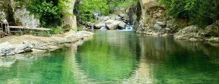 Tarihi Mıhlı Köprüsü is one of Midilli.