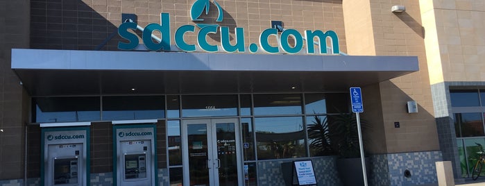 San Diego County Credit Union is one of Orte, die Lori gefallen.