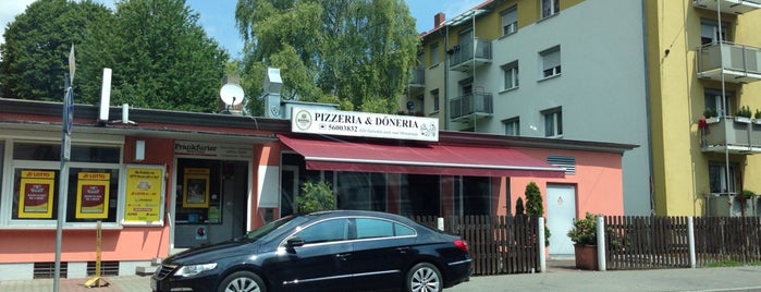 Bizim Pizzeria & Döneria is one of Top Locations.