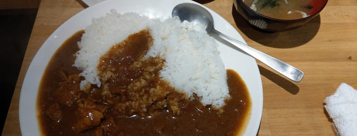 海鮮食彩 藤川商店 is one of Lugares favoritos de Hide.