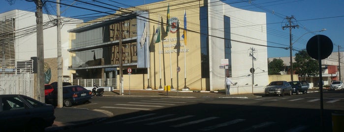 Prefeitura Municipal de Arapongas is one of PlaceS.