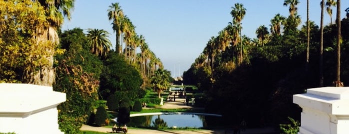 Jardin d'essais d'El Hamma is one of Algiers.