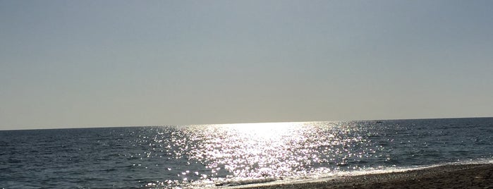 Pompei Beach is one of สถานที่ที่ Begum ถูกใจ.