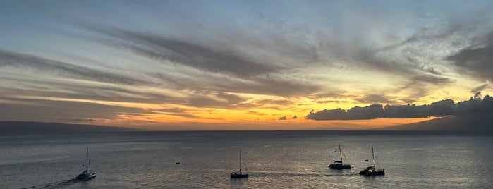 The Whaler On Kaanapali Beach is one of Maui's Best Beachfront Hotels.