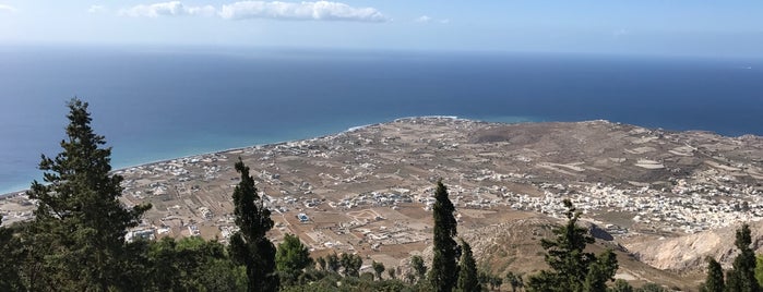 Mount Profitis Ilias is one of Greece.santorini.