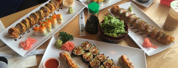 Bento Asian Kitchen & Sushi is one of Posti che sono piaciuti a Dave.