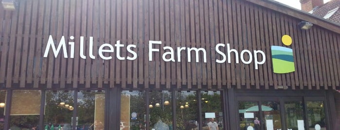 Millets Farm Centre is one of Theofilosさんのお気に入りスポット.