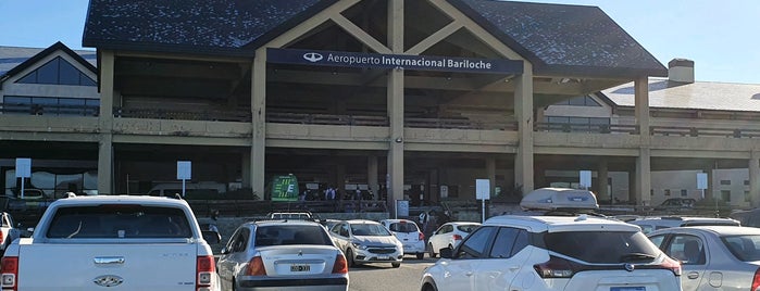 Aeropuerto Internacional de Bariloche - Teniente Luis Candelaria (BRC) is one of Aeropuertos de Argentina.