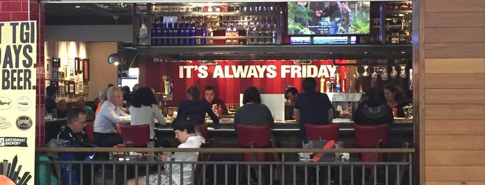 TGI Fridays is one of Ares 님이 좋아한 장소.