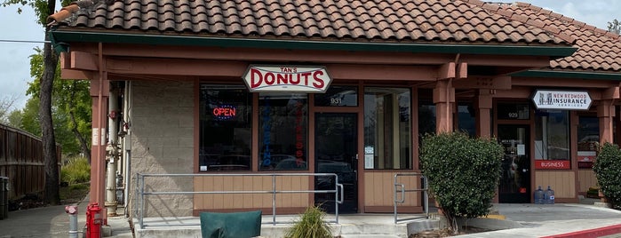 Tan's Donuts is one of Best food in Rohnert Park.