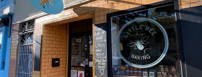 Little Bee Bakery is one of สถานที่ที่ Jennifer  ถูกใจ.