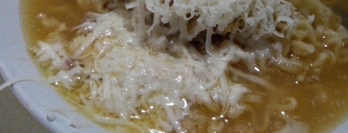 Wapo Mangkunegaran is one of Kuliner Solo.