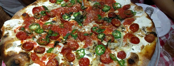 Grimaldi's Pizzeria is one of NYC Eats.