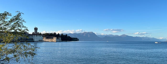 Gardaseiro is one of Sirmione.