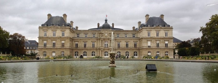 Jardim de Luxemburgo is one of Paris to do.