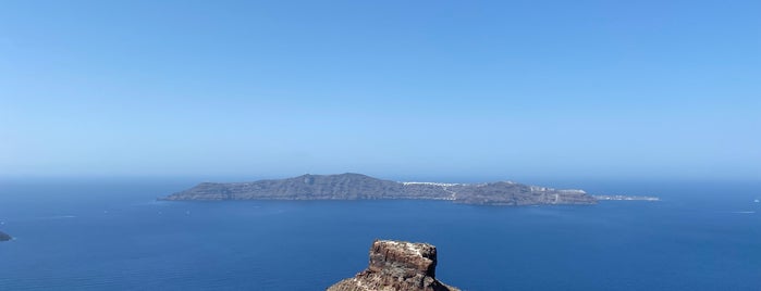 Sunny Villas is one of Santorini.
